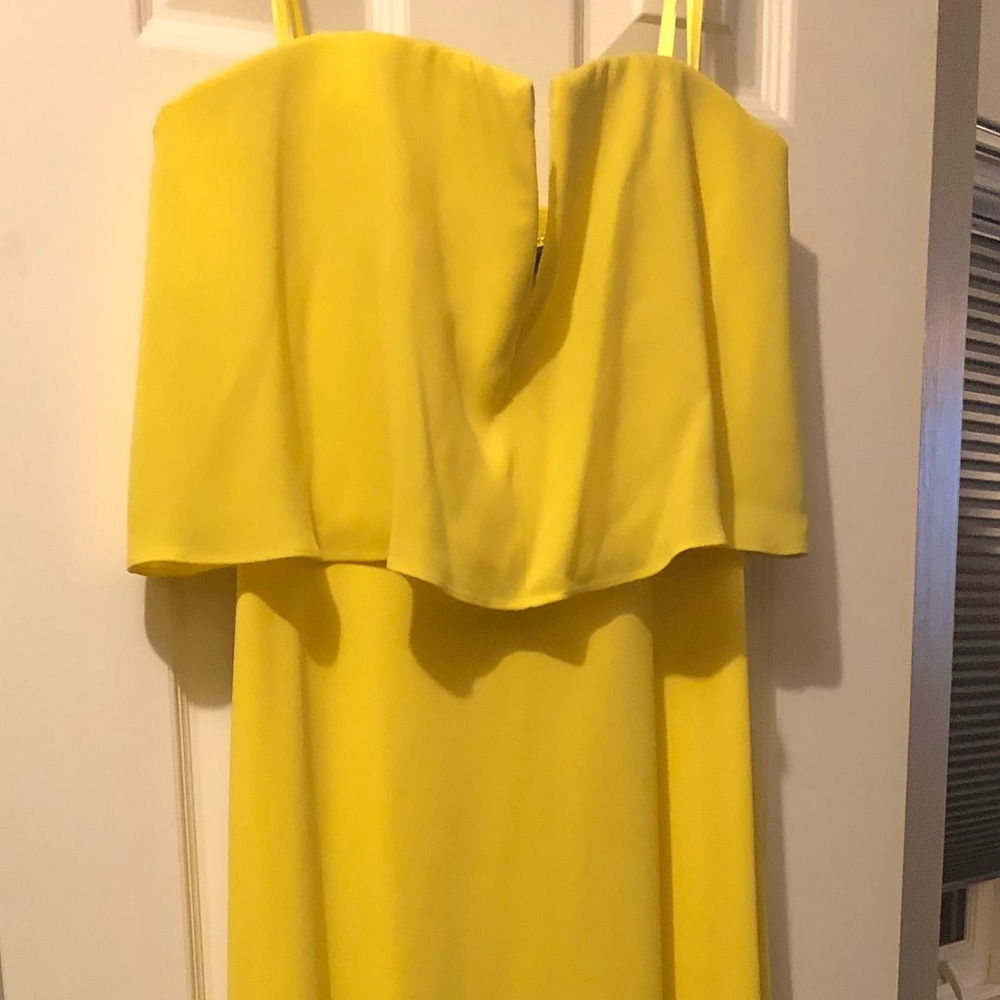 Bcbg Maxazria long yellow gown size 4